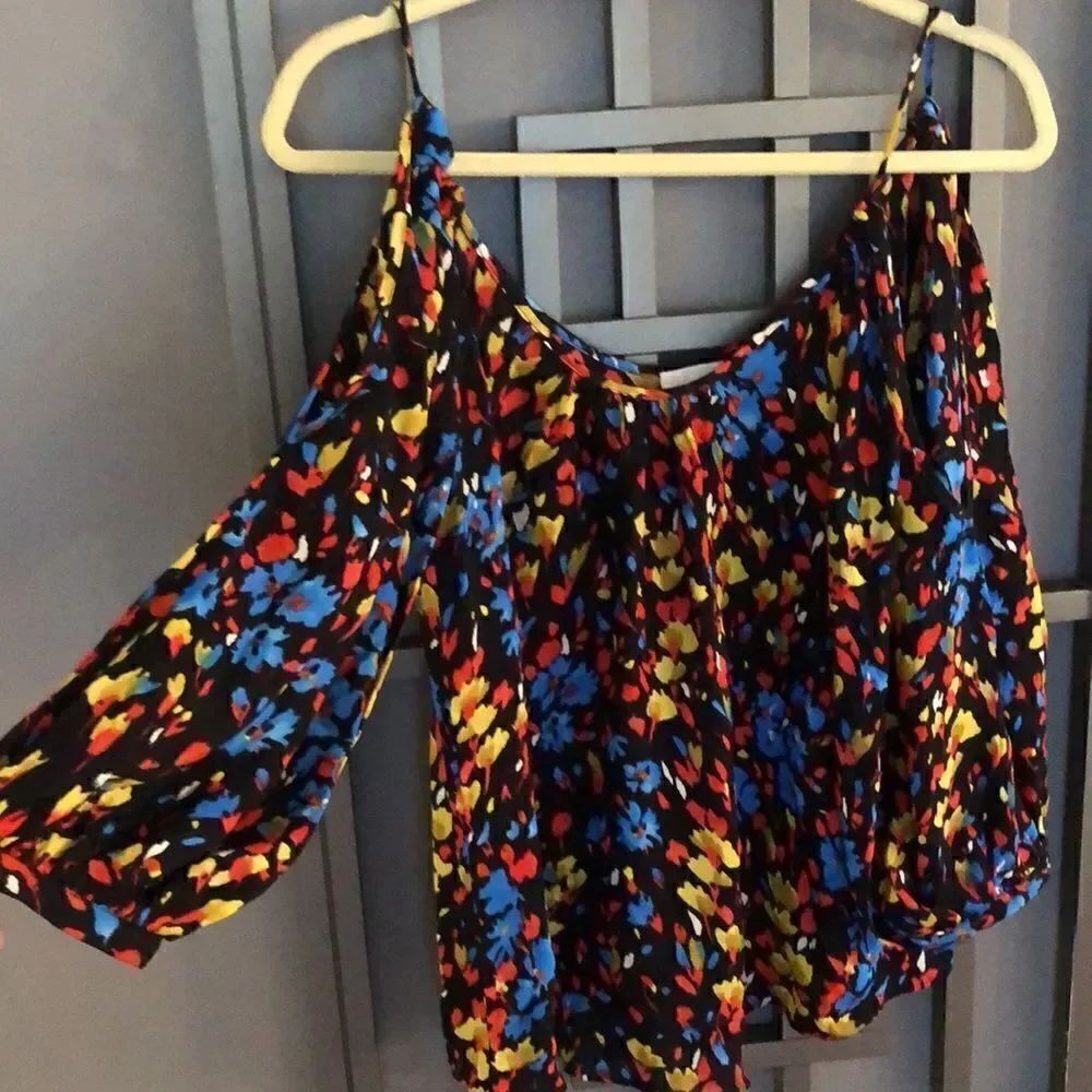 Parker 100% silk Black and blue gold red floral print cold shoulder blouse S